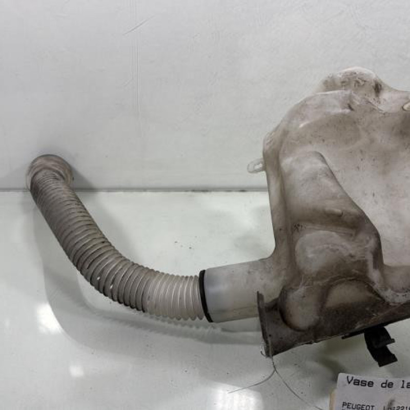 Vase de lave glace PEUGEOT PARTNER 2 Photo n°3