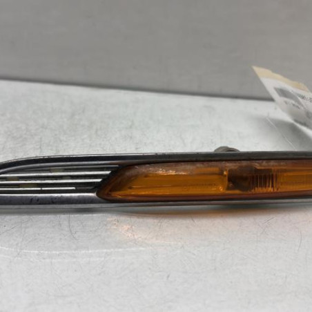 Repetiteur clignotant avant droit  (Feux) FORD MONDEO 3 Photo n°1