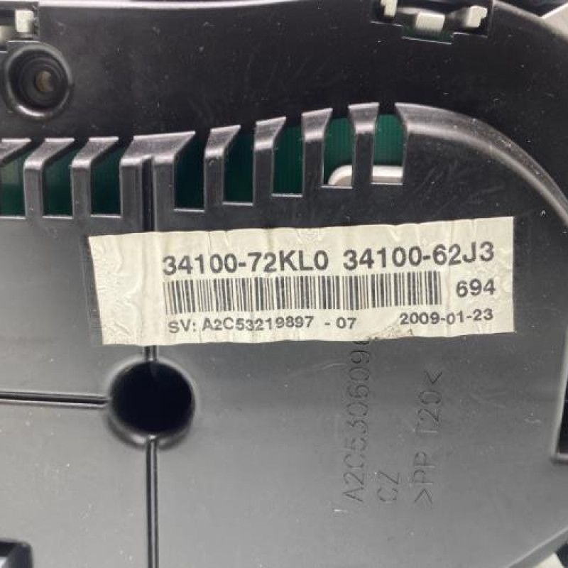 Compteur SUZUKI SWIFT 3 Photo n°4
