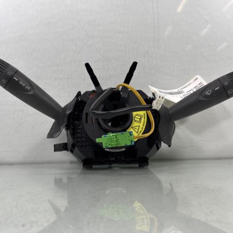 Com (Bloc Contacteur Tournant+Commodo Essuie Glace+Commodo Phare) FIAT PANDA 2 Photo n°1