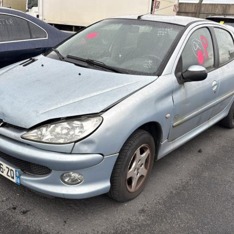 Arret de porte avant droit PEUGEOT 206 Photo n°4