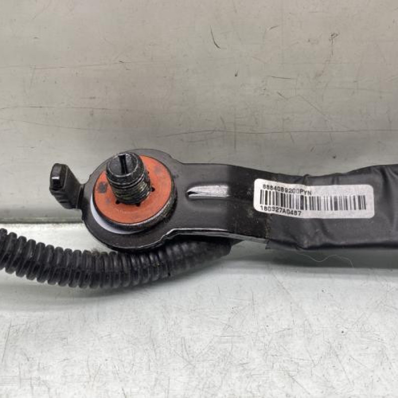 Attache ceinture avant droit HYUNDAI I 10 2 Photo n°3