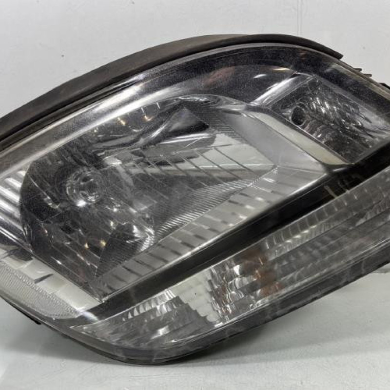 Optique avant principal droit (feux)(phare) CHEVROLET ORLANDO Photo n°1