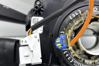 Com (Bloc Contacteur Tournant+Commodo Essuie Glace+Commodo Phare) PEUGEOT 208 1