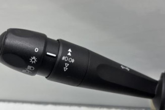 Com (Bloc Contacteur Tournant+Commodo Essuie Glace+Commodo Phare) PEUGEOT 208 1