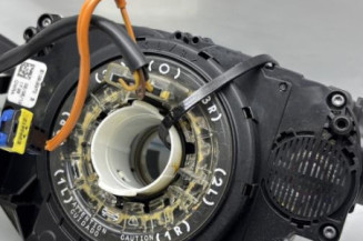 Com (Bloc Contacteur Tournant+Commodo Essuie Glace+Commodo Phare) PEUGEOT 208 1