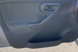 Optique avant principal gauche (feux)(phare) OPEL CORSA C