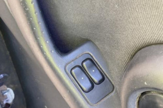 Moteur essuie glace arriere OPEL CORSA C