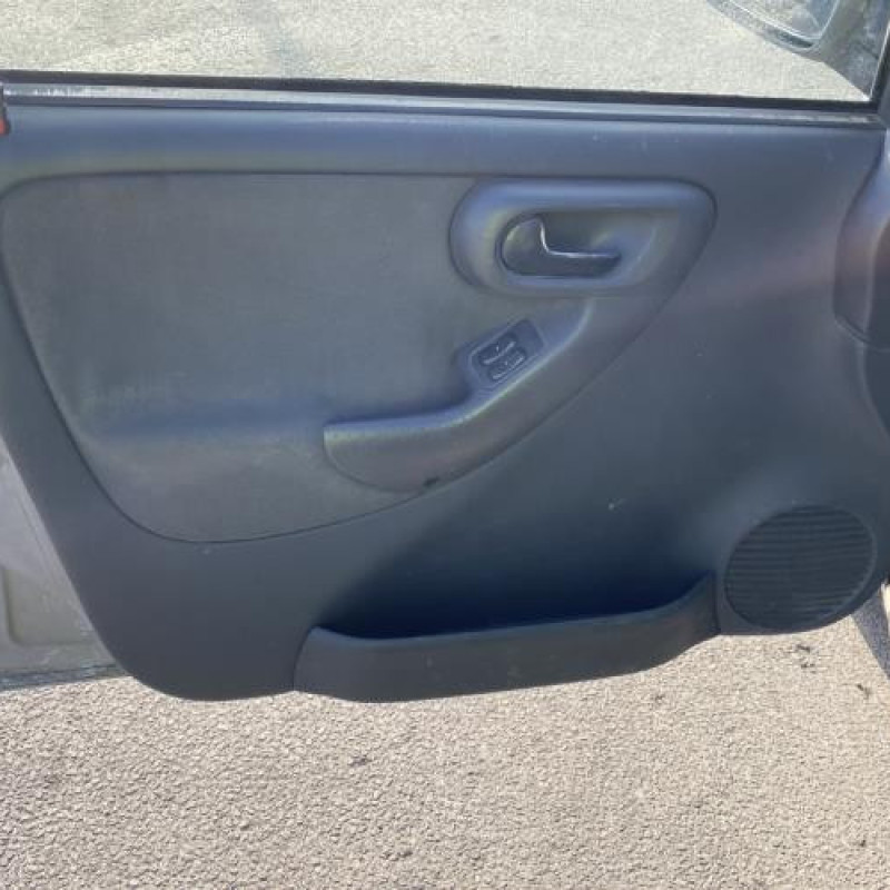 Moteur essuie glace avant OPEL CORSA C Photo n°15