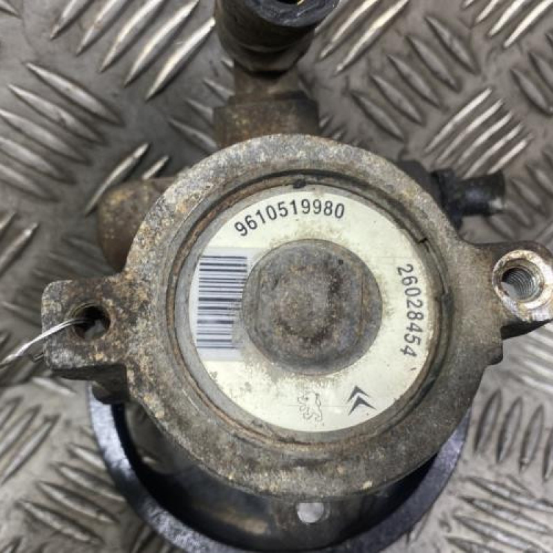 Pompe de direction PEUGEOT PARTNER 1 Photo n°3