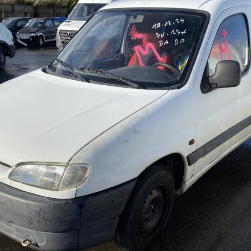 Pompe de direction PEUGEOT PARTNER 1 Photo n°4