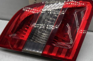 Feu arriere secondaire gauche (feux) MERCEDES CLASSE B 245 Photo n°1