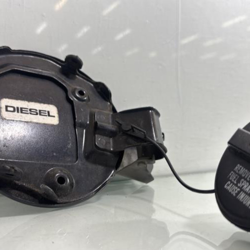 Trappe d'essence SUZUKI SWIFT 3 Photo n°3