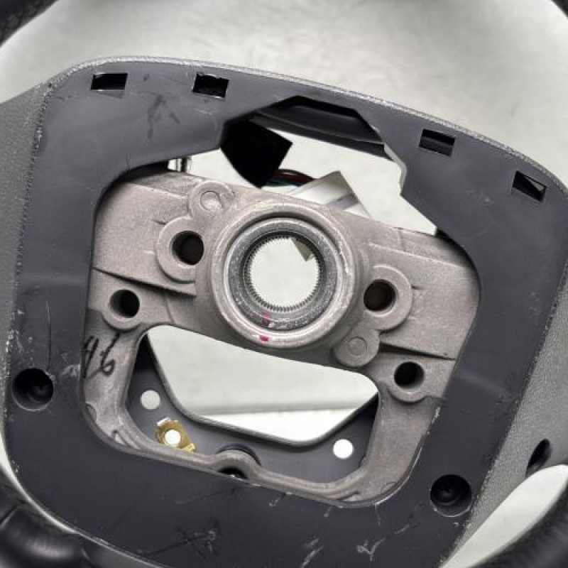Volant HYUNDAI I 20 2 Photo n°4