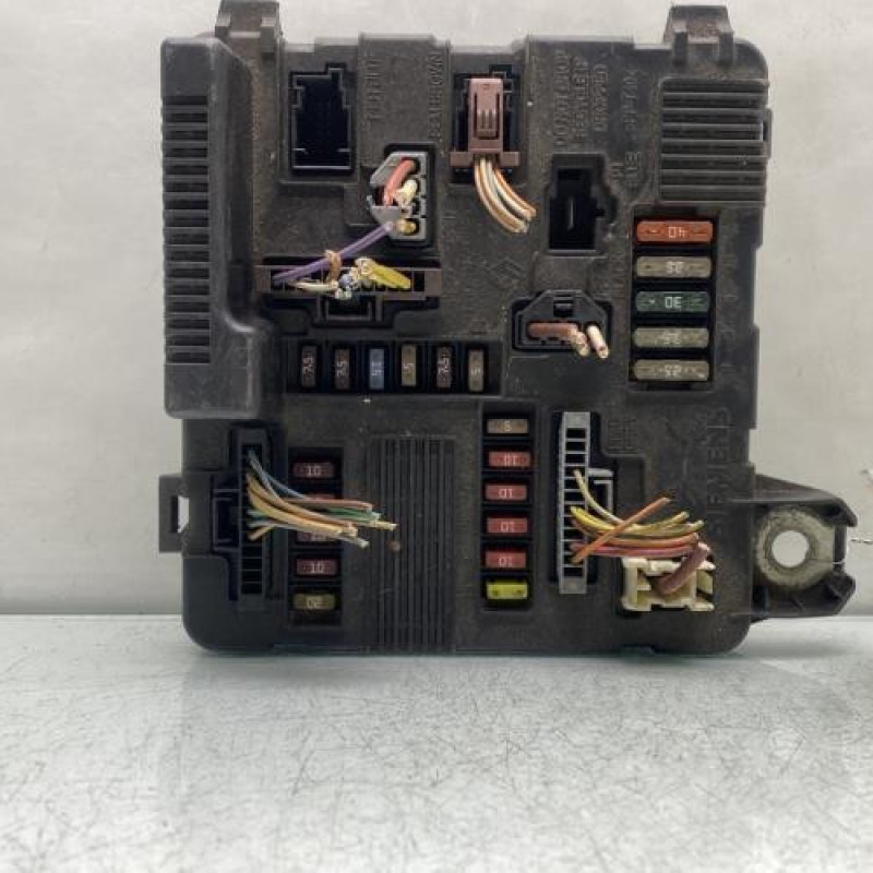 Boitier UPC RENAULT GRAND SCENIC 2 Photo n°2