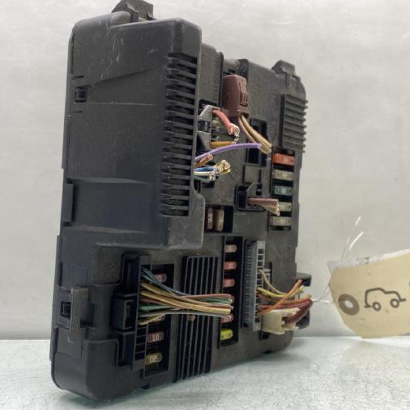 Boitier UPC RENAULT GRAND SCENIC 2 Photo n°3