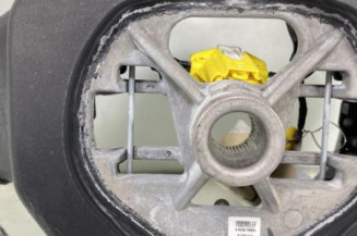 Volant PEUGEOT 2008 2