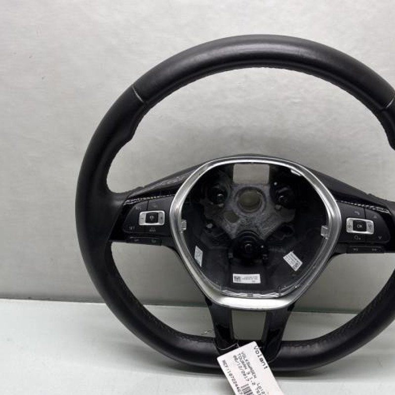 Volant VOLKSWAGEN TOURAN 3 Photo n°1