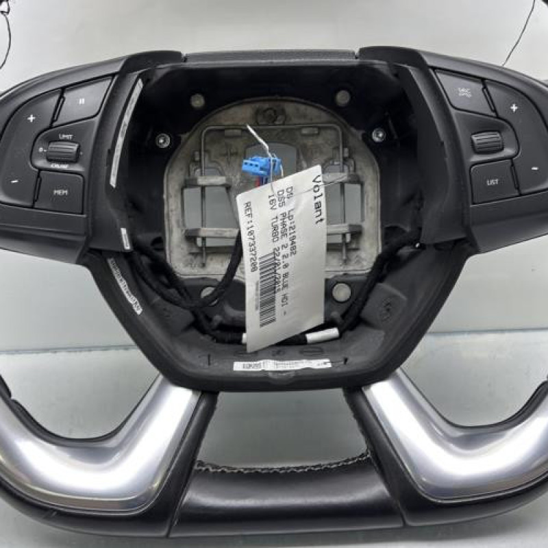 Volant DS DS5 Photo n°3