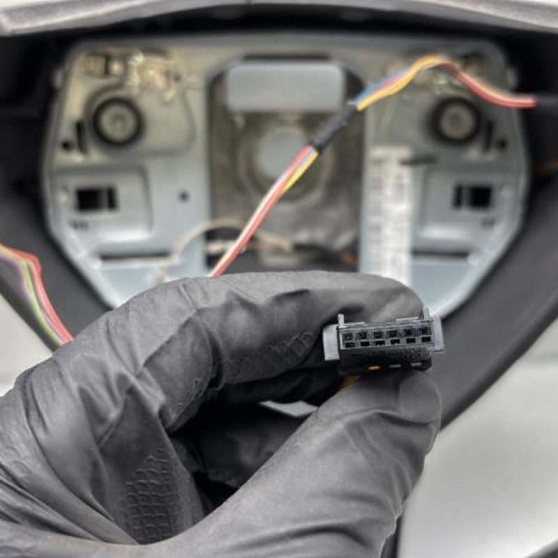 Volant OPEL ASTRA H Photo n°5