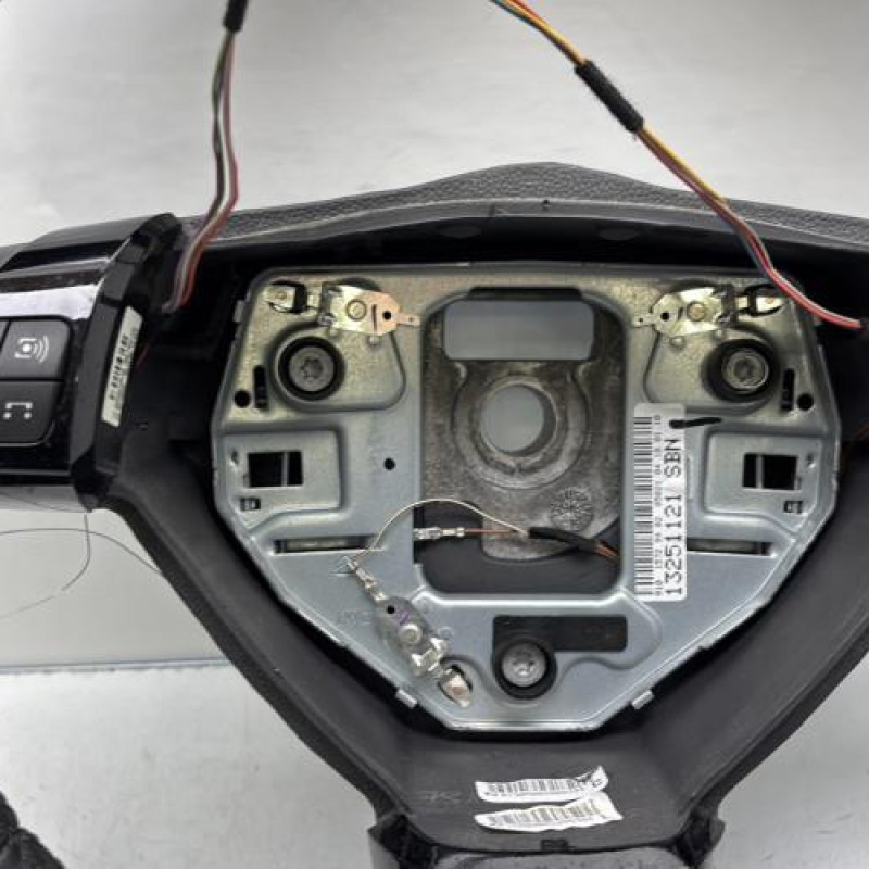 Volant OPEL ASTRA H Photo n°6