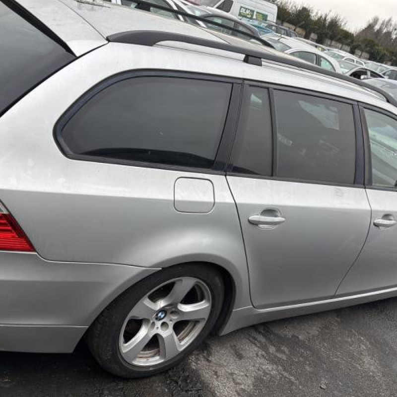 Volant BMW SERIE 5 E61 Photo n°12