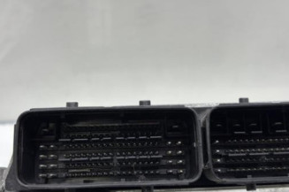 Calculateur moteur PEUGEOT 208 1
