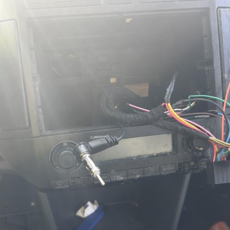 Bras essuie glace avant gauche VOLKSWAGEN POLO 4 Photo n°20