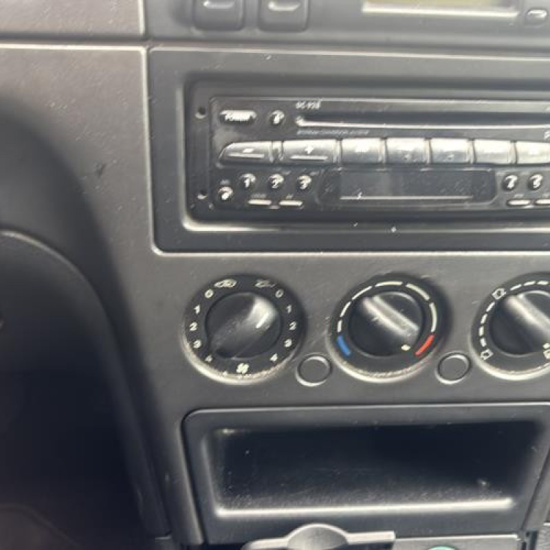Calculateur moteur CITROEN XSARA Photo n°17