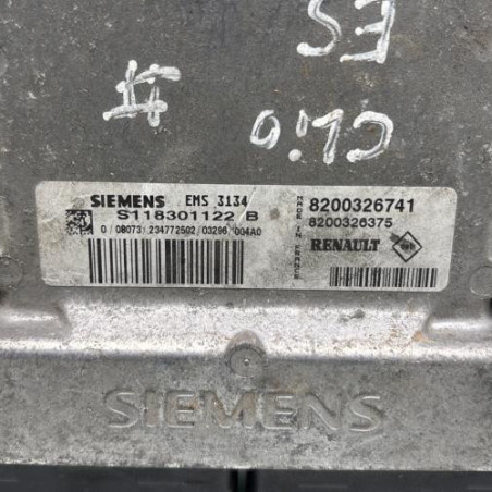 Calculateur moteur RENAULT CLIO 2
