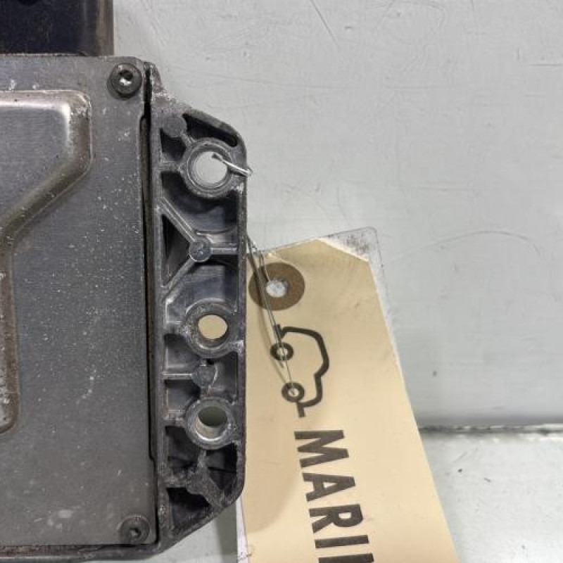 Calculateur moteur DACIA LODGY Photo n°4