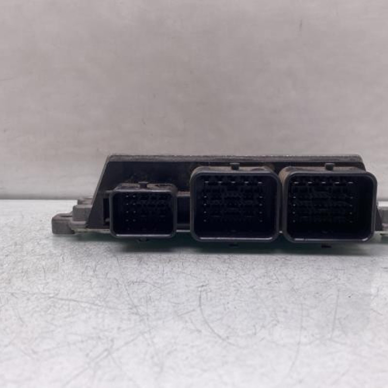 Calculateur moteur CITROEN C3 2 Photo n°2