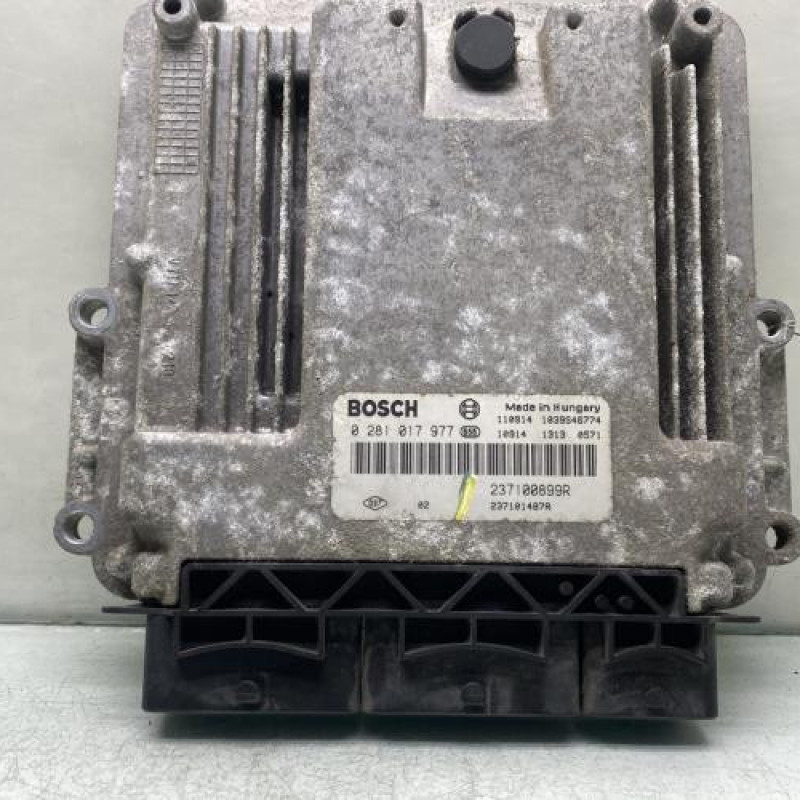 Calculateur moteur RENAULT MASTER 3 Photo n°3
