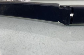Bras essuie glace avant gauche VOLKSWAGEN POLO 6