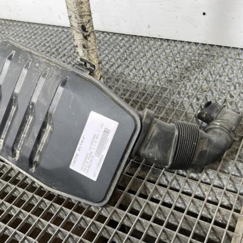 Cache moteur  VOLKSWAGEN POLO 6 Photo n°3