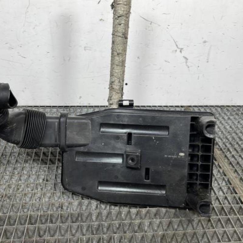 Cache moteur  VOLKSWAGEN POLO 6 Photo n°4