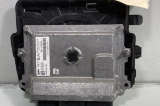 Calculateur moteur PEUGEOT 208 1
