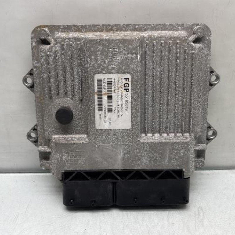 Calculateur moteur LANCIA YPSILON 4 Photo n°1