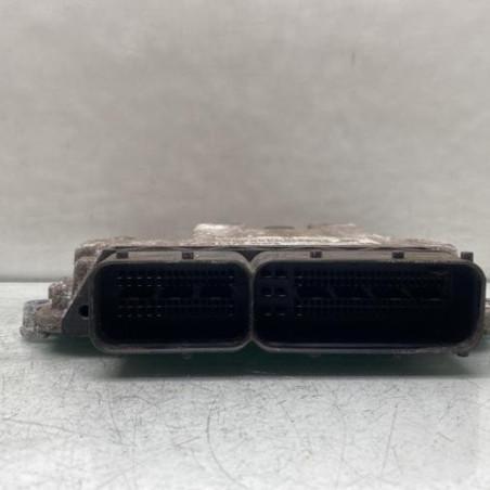 Calculateur moteur OPEL ZAFIRA B