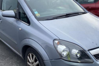 Calculateur moteur OPEL ZAFIRA B