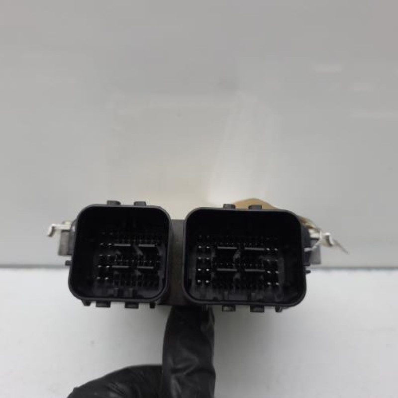 Calculateur moteur HYUNDAI I 10 2 Photo n°3