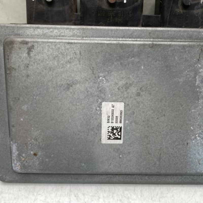 Calculateur moteur RENAULT GRAND MODUS Photo n°5