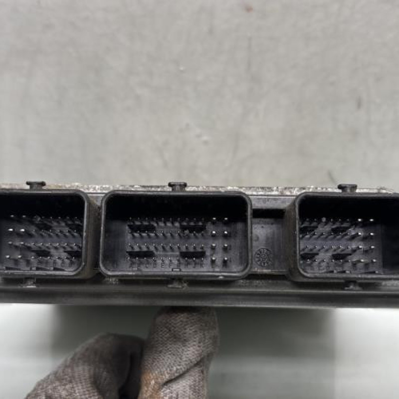 Calculateur moteur FORD FUSION Photo n°3