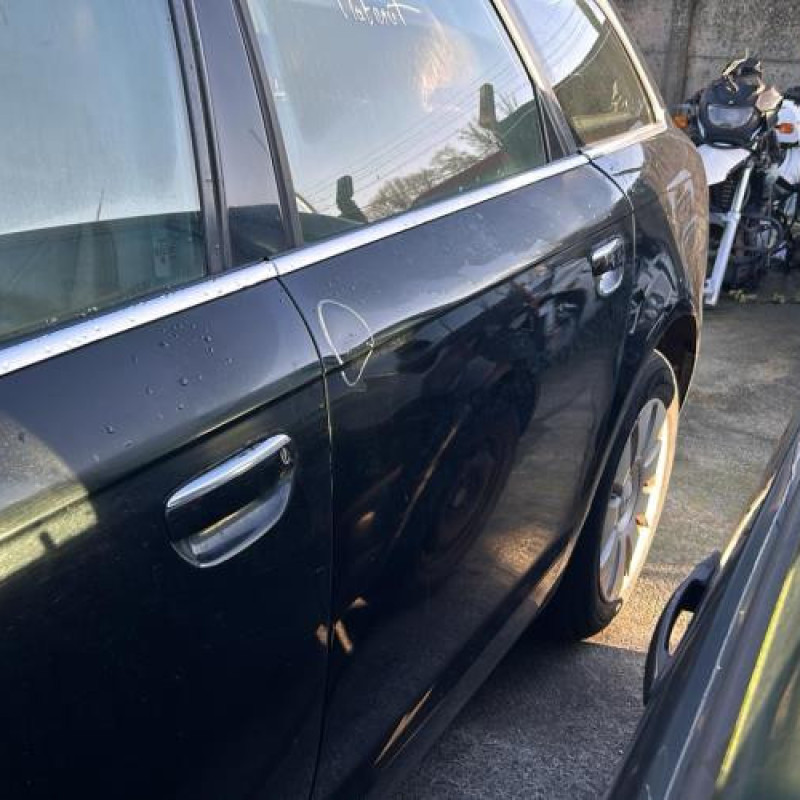 Calculateur moteur AUDI A6 3 Photo n°13