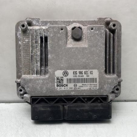 Calculateur moteur VOLKSWAGEN GOLF 5 Photo n°1