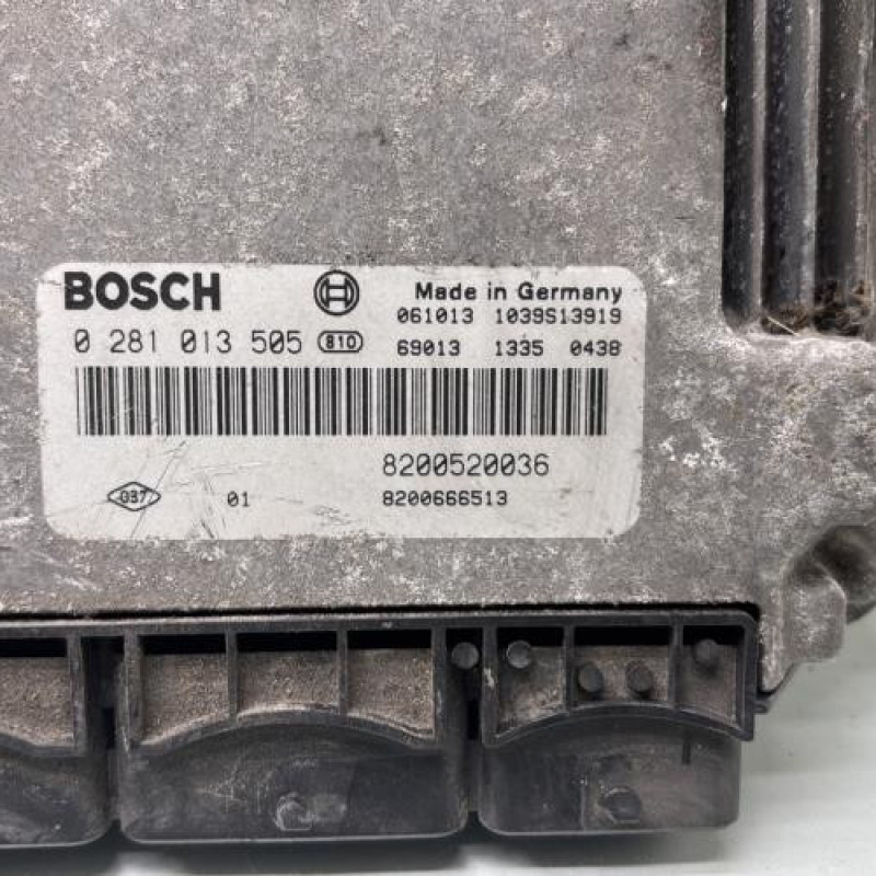 Calculateur moteur RENAULT ESPACE 4 Photo n°4