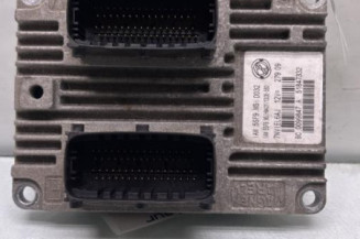 Calculateur moteur FIAT 500 2 Photo n°1