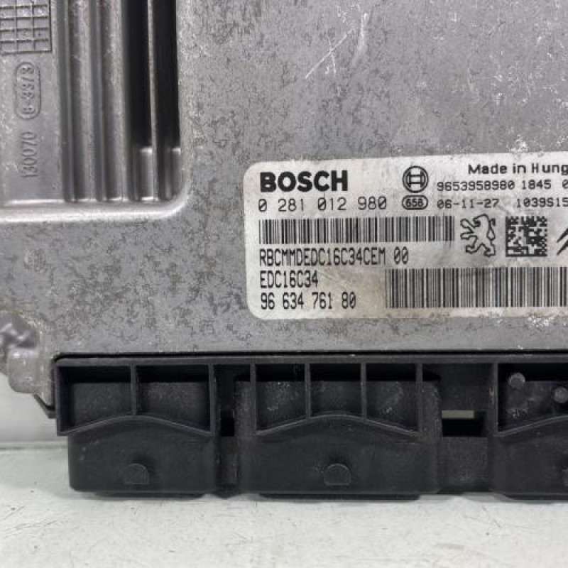 Calculateur moteur CITROEN C4 PICASSO 1 Photo n°2