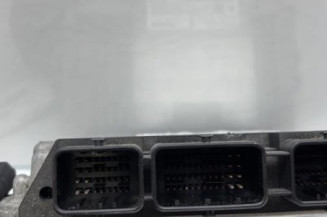 Calculateur moteur PEUGEOT 3008 1