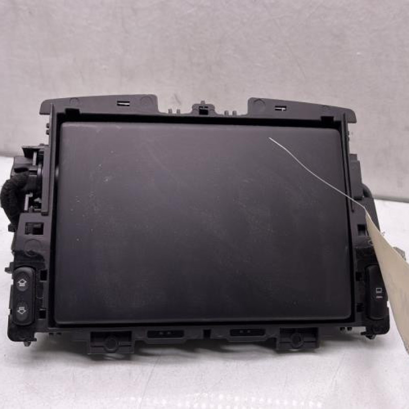 Ecran GPS PEUGEOT 3008 1 Photo n°1